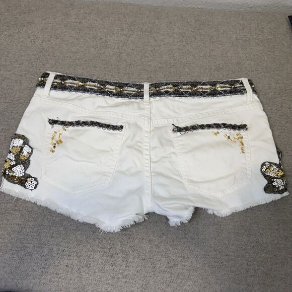 VTG Express Embellished Beaded Shorts Low Rise White Y2K Western Festival Size 4 - Picture 2 of 5